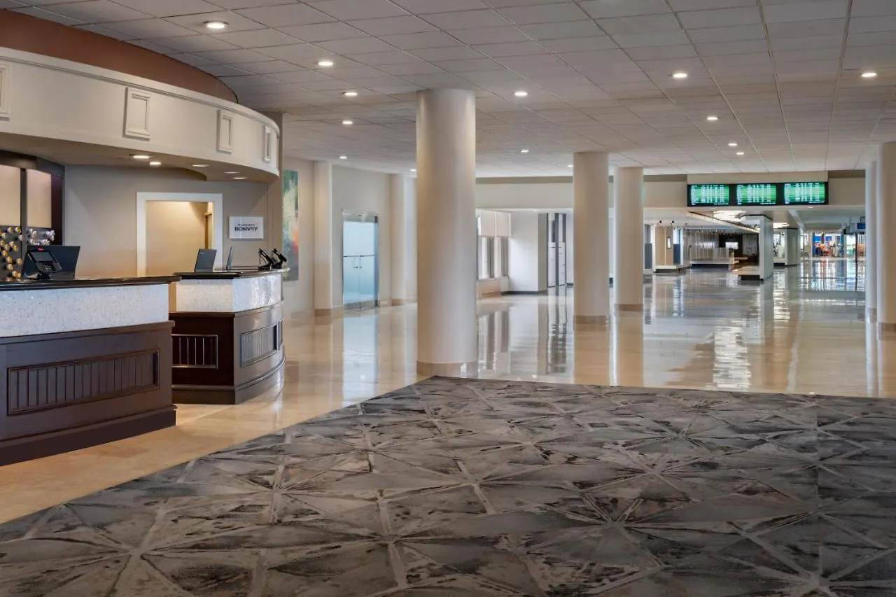 Отель Tampa Airport Marriott