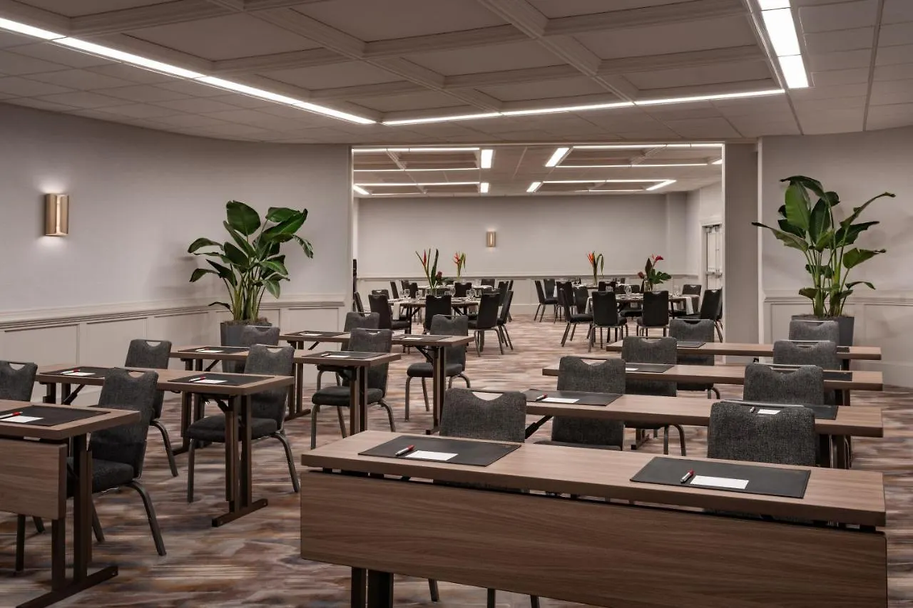 Отель Tampa Airport Marriott 4*,  США