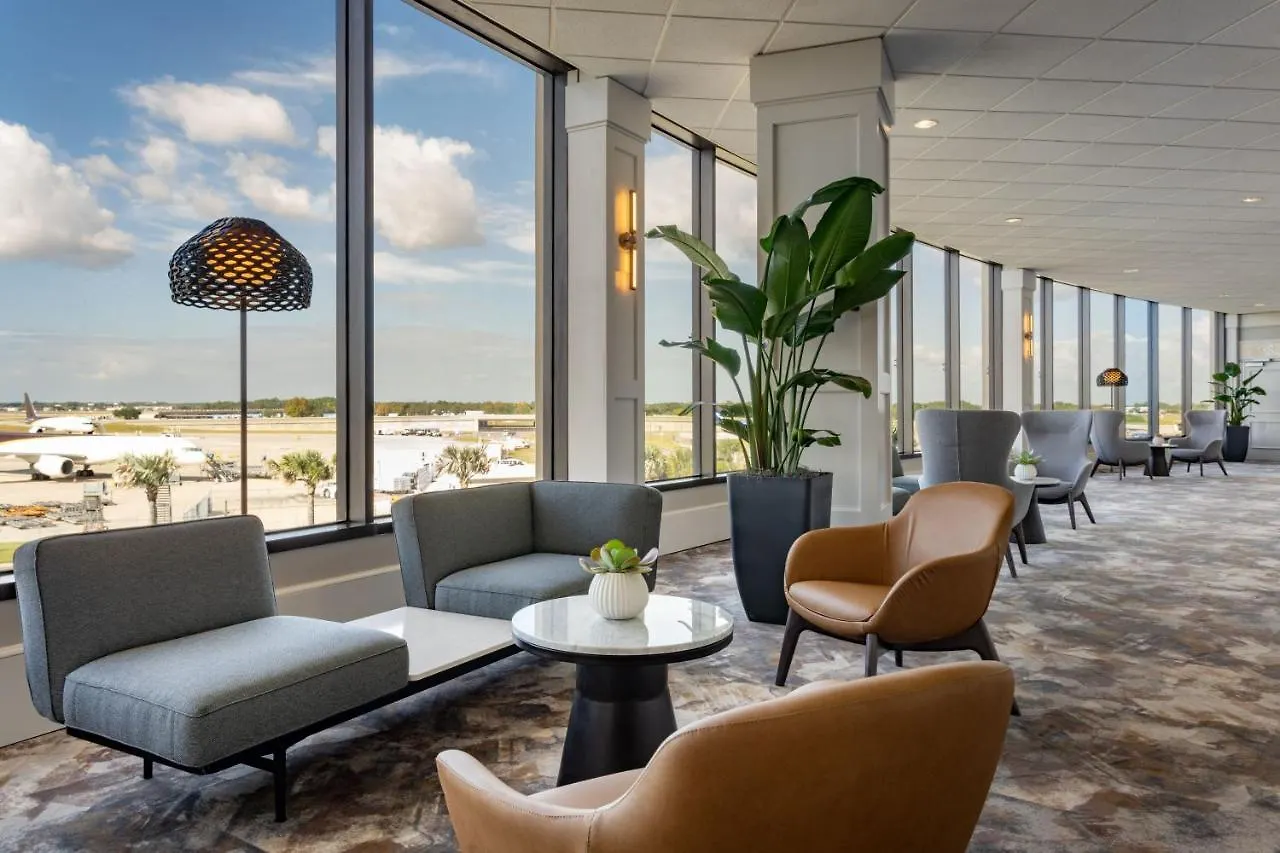 Отель Tampa Airport Marriott