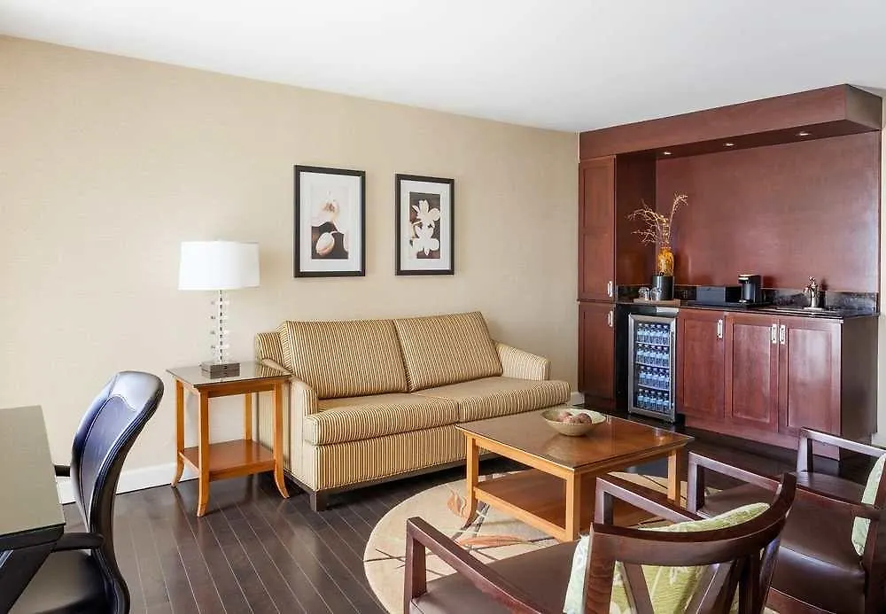Отель Tampa Airport Marriott