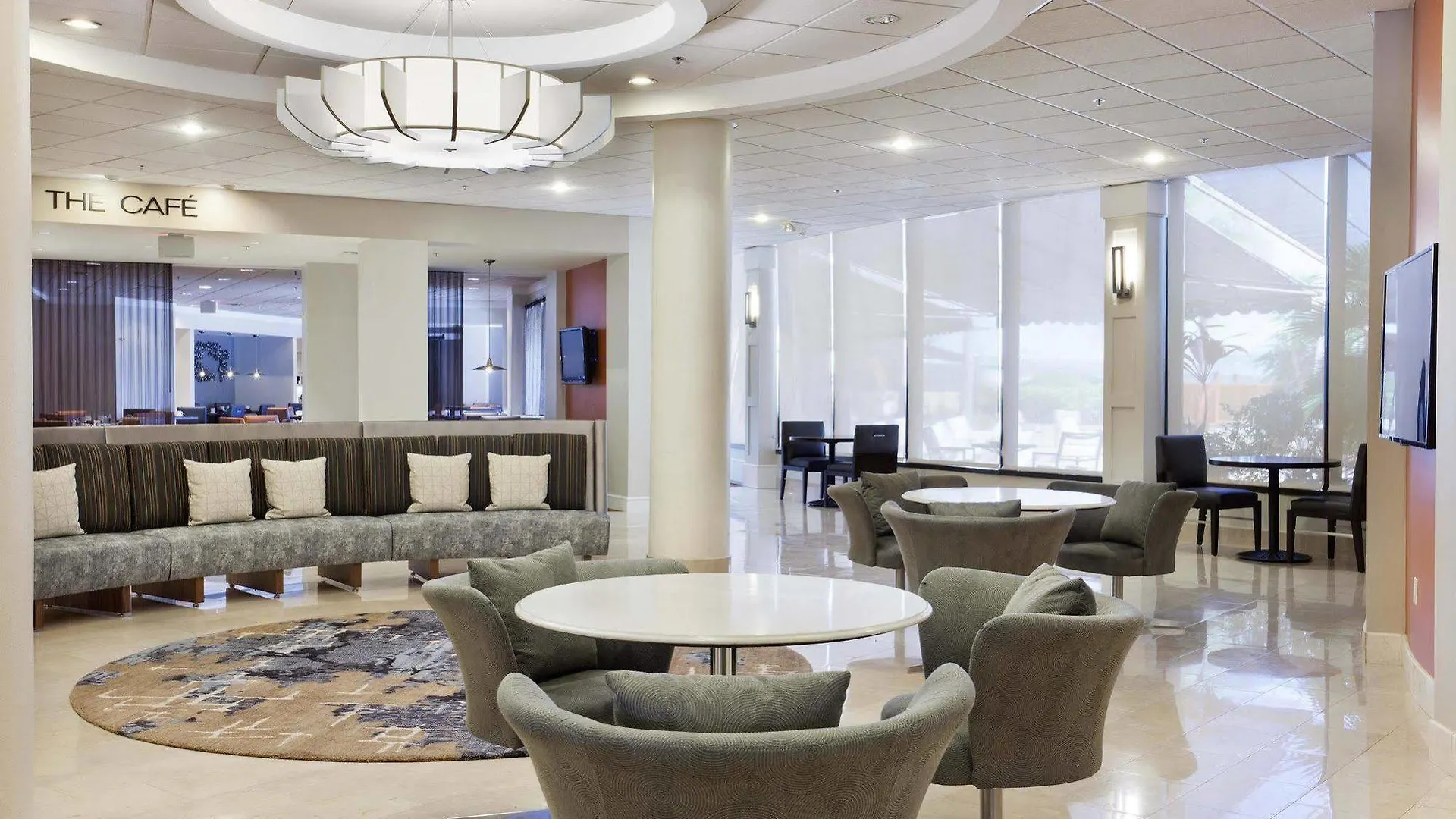 Отель Tampa Airport Marriott