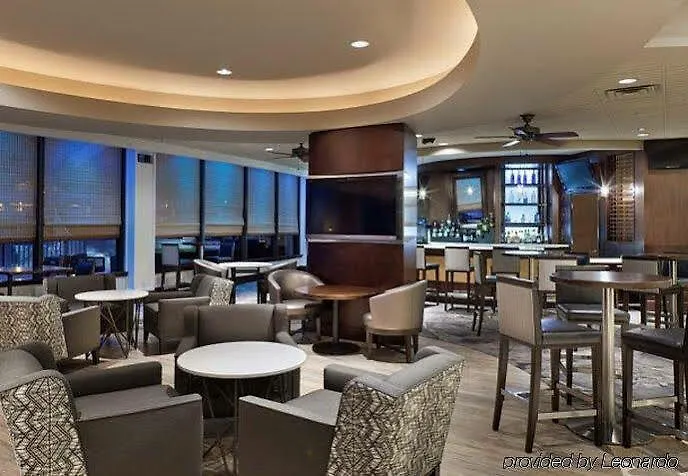 Отель Tampa Airport Marriott